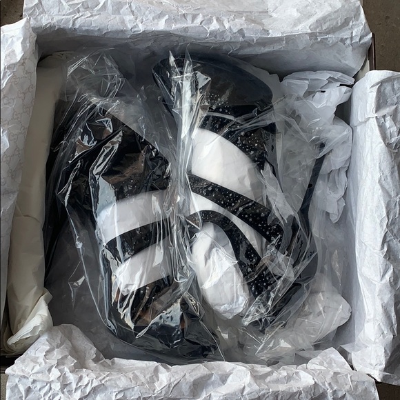 *NWT* Gucci | Swarovsky Crystal Black Heels | Sz 37 - Picture 7 of 8